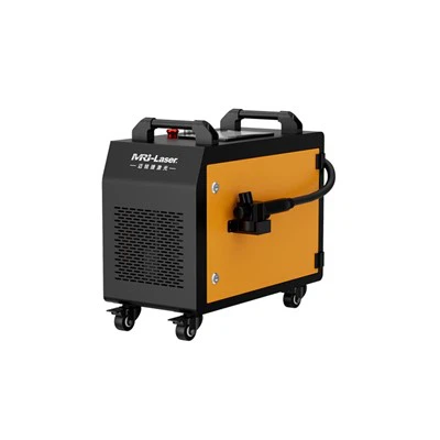Mobilni laserski čistilec za čiščenje solarnih plošč